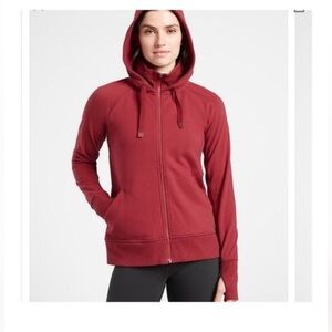 Athleta‎ Triumph Hoodie Jacket Antique Burgundy Size Small EUC Cozy